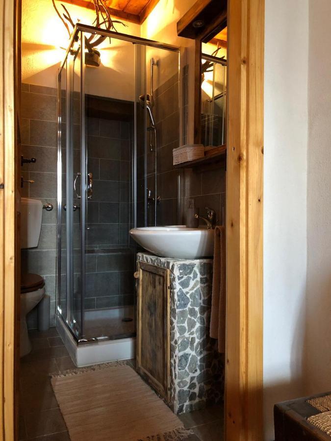 B & B La Guiette Casteldelfino Bagian luar foto
