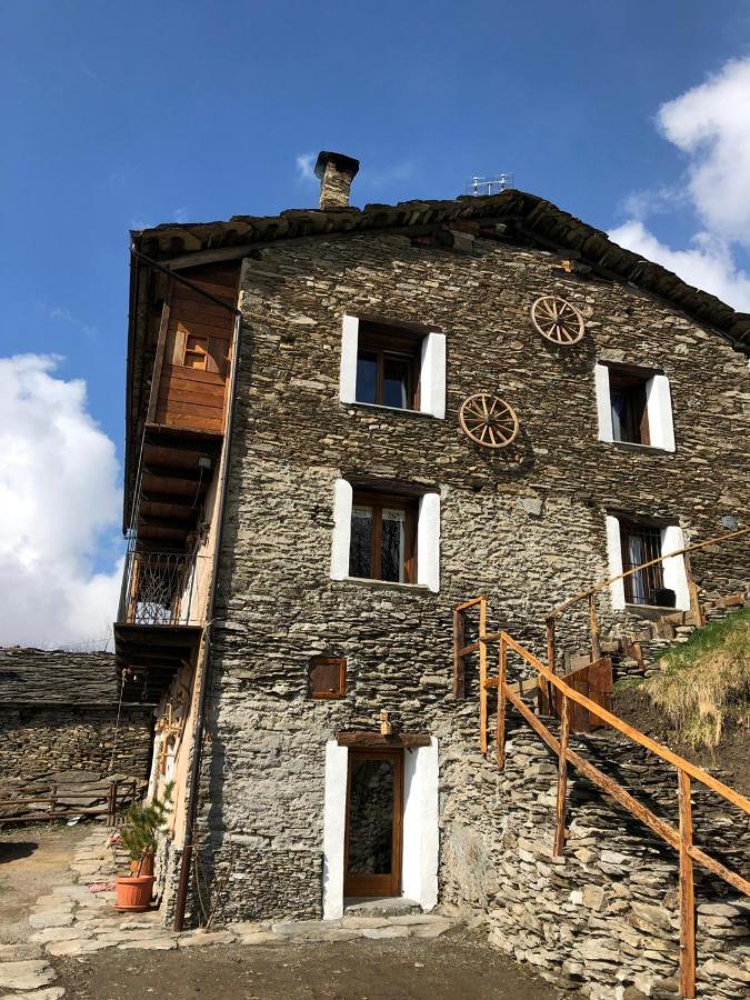 B & B La Guiette Casteldelfino Bagian luar foto