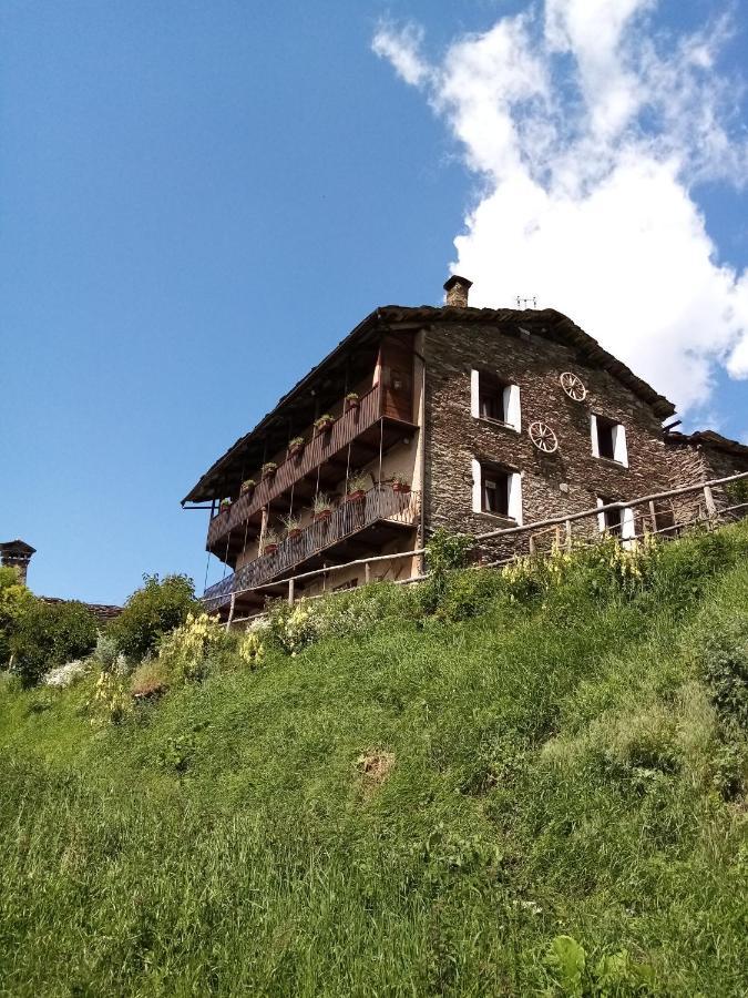 B & B La Guiette Casteldelfino Bagian luar foto