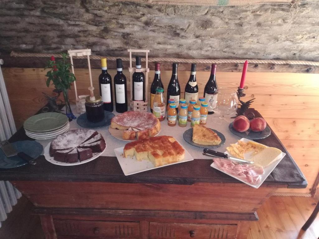 B & B La Guiette Casteldelfino Bagian luar foto